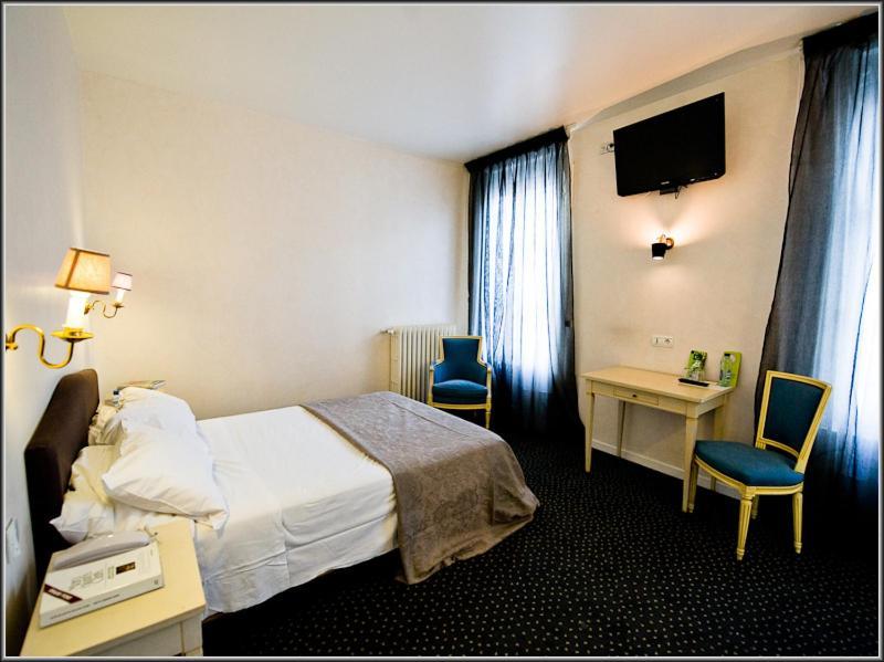 Hotel Arquier Les Milles Szoba fotó